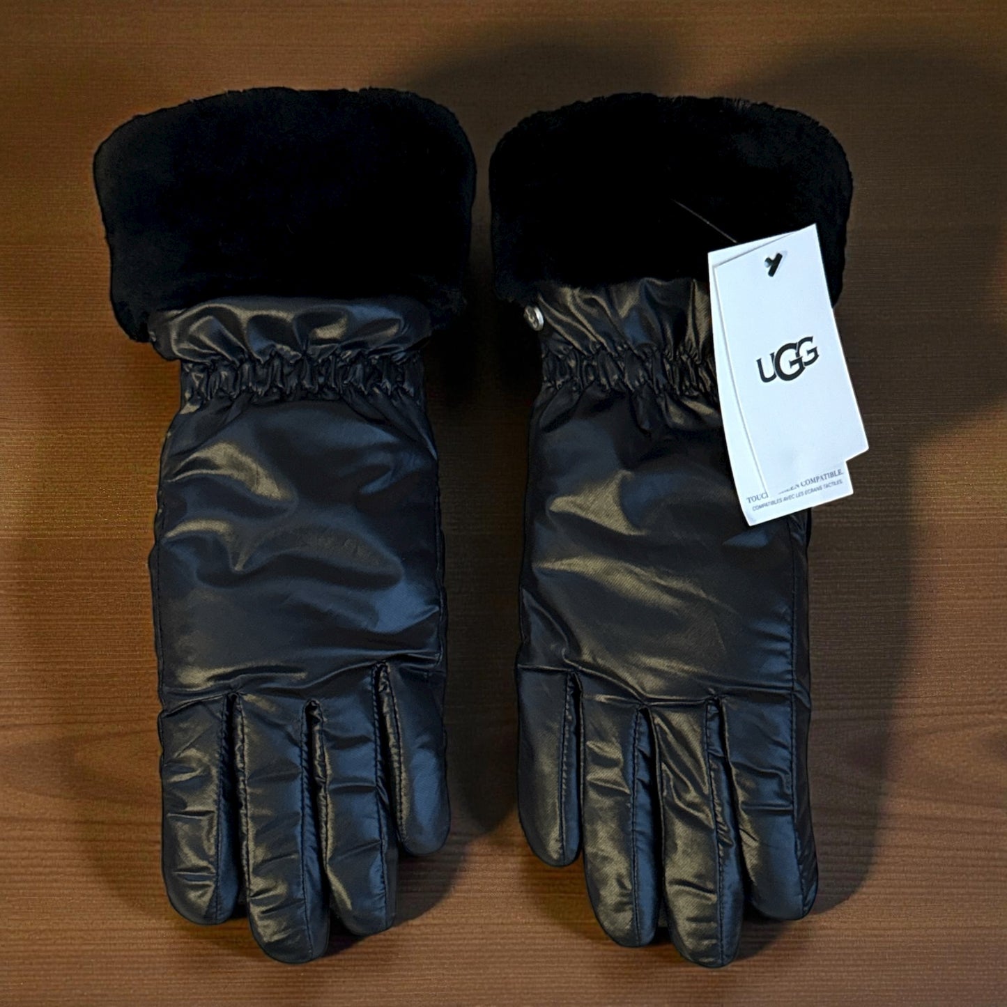 NWT Ugg Fontanne Smart Gloves