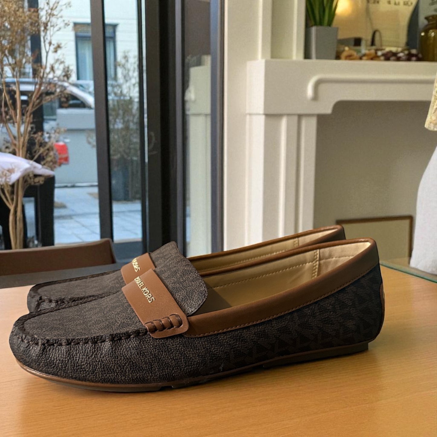NWOT Michael Kors Signature Logo Loafers